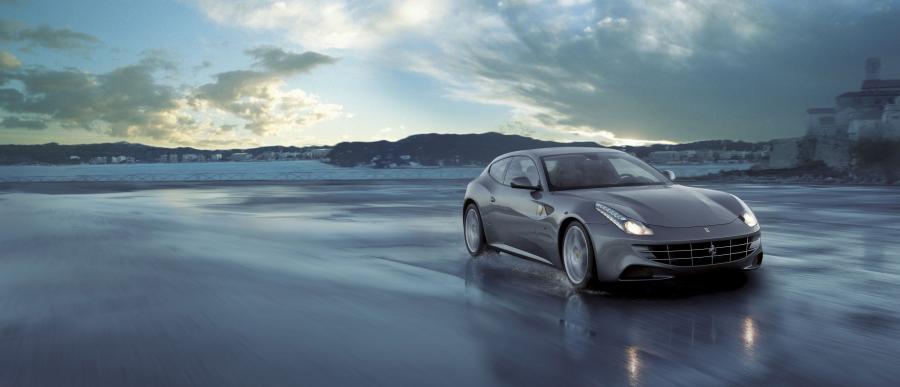  Ferrari FF 2011 года  (фото 23 из 195)